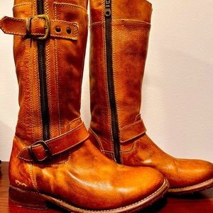 Organic leather BED|STU 9.5